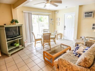 Fort Myers Vacation Compound Seven Bedroom  with Pool